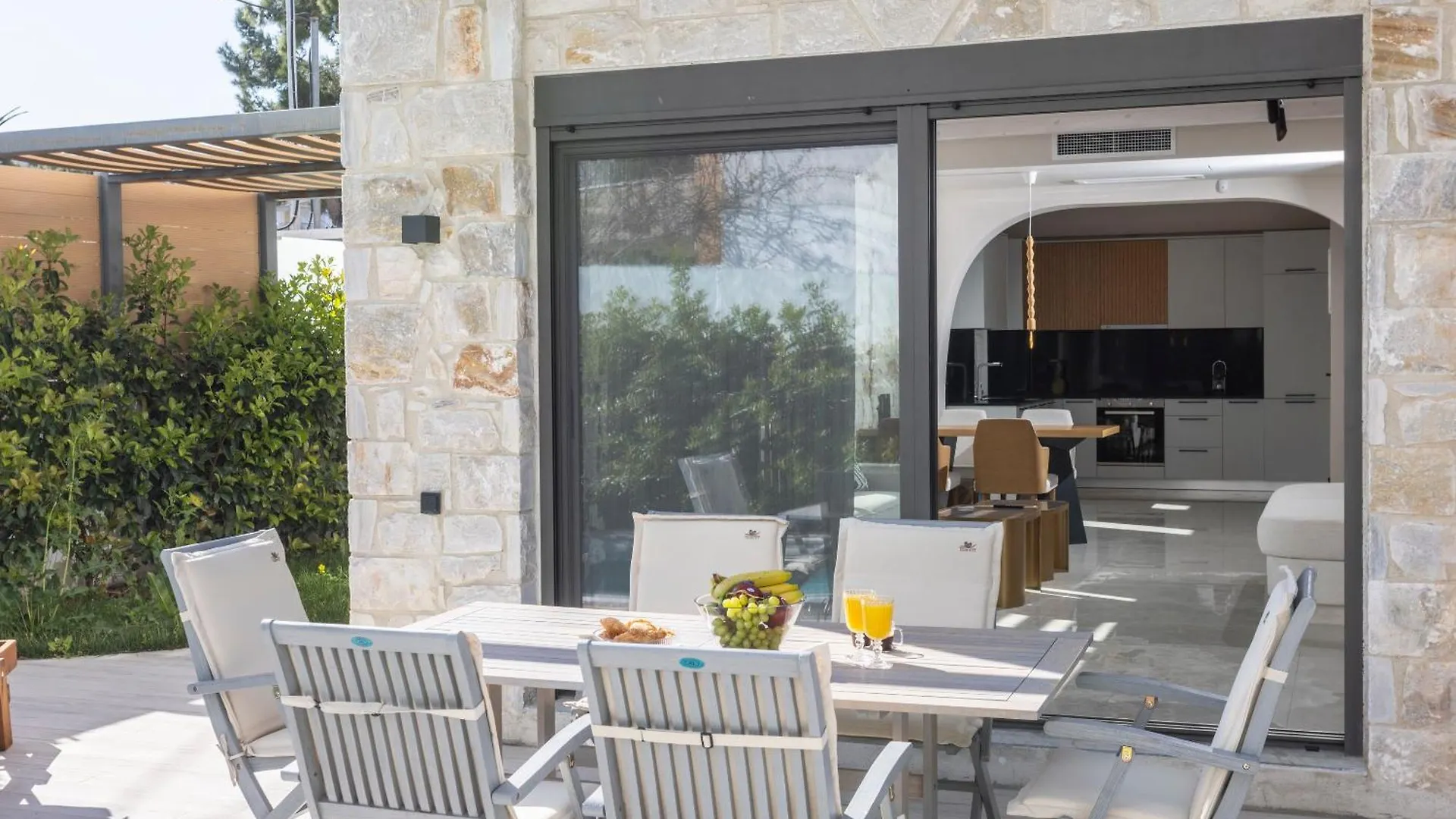 Villa Elios - 100M To Beach, Private Pool Hanioti