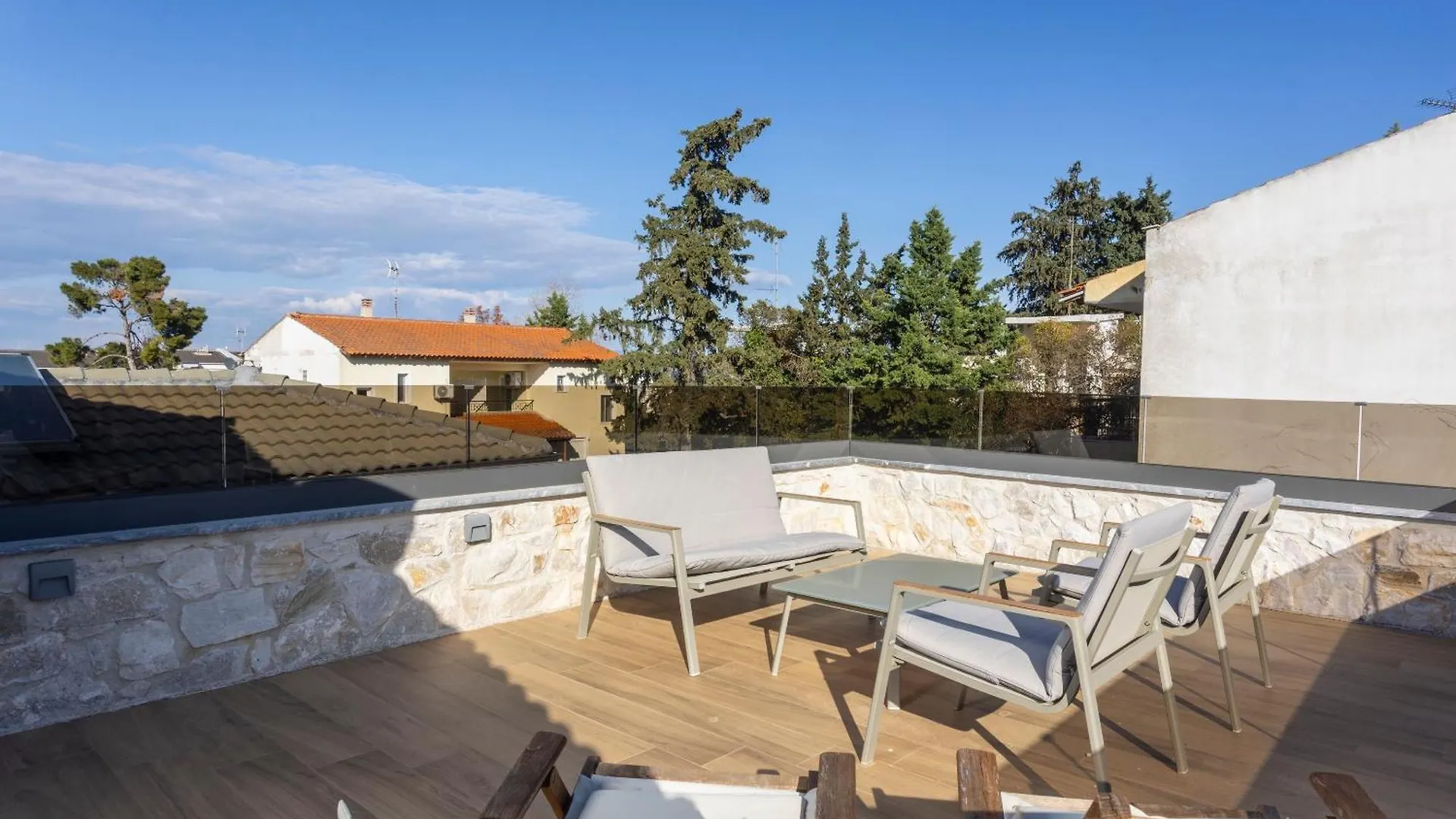 Villa Elios - 100M To Beach, Private Pool Hanioti