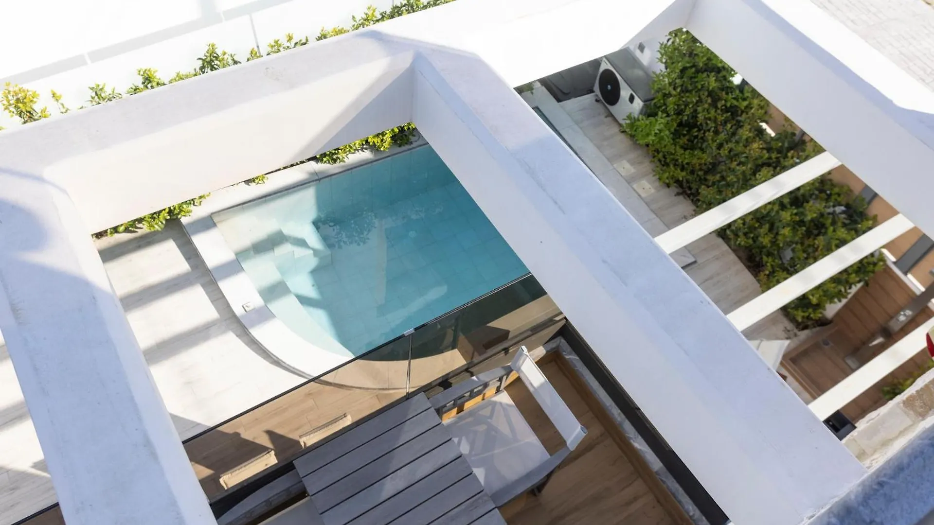 Villa Elios - 100M To Beach, Private Pool Hanioti